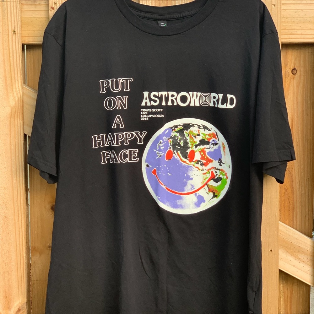 Travis Scott ASTROWORLD Lollapalooza 2018 Merch